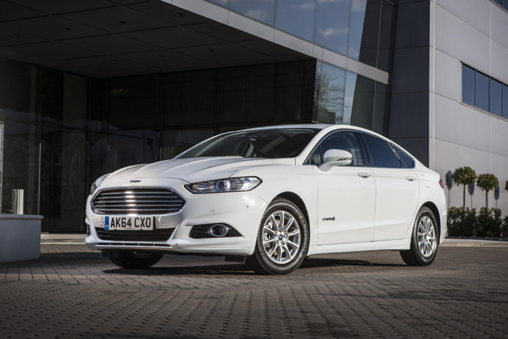 Ford Mondeo Hybrid Review 2015